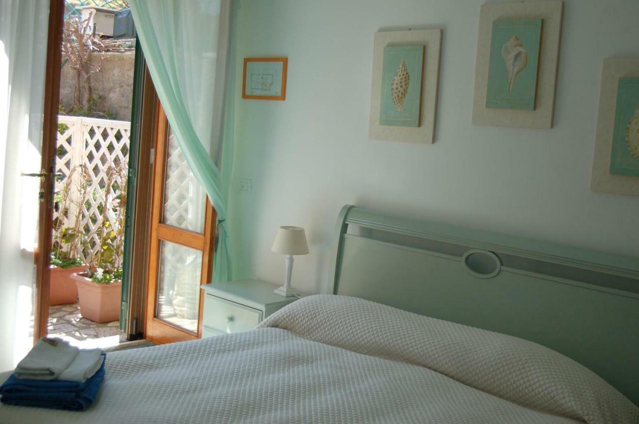 Bed and Breakfast La Rosada Giglio Porto Exterior foto