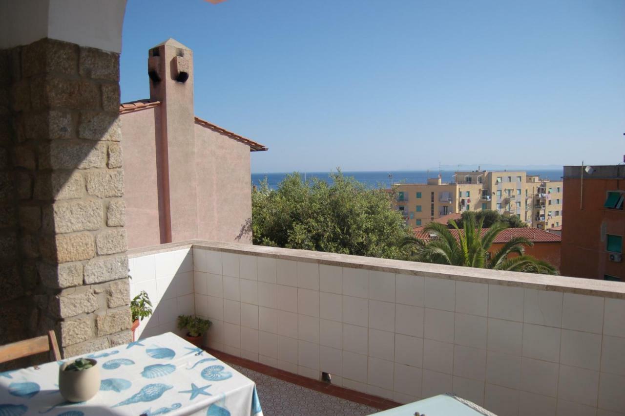 Bed and Breakfast La Rosada Giglio Porto Exterior foto