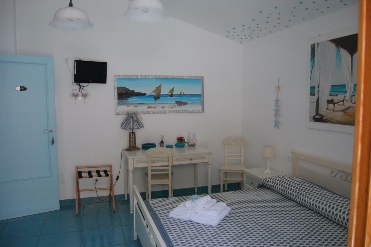 Bed and Breakfast La Rosada Giglio Porto Exterior foto